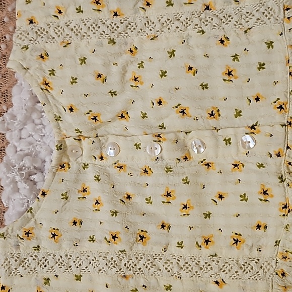 Roller Rabbit Dress - Picture 15 of 16